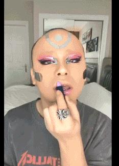 1招，让视频热度猛增50倍，最后的涨粉捷径“反串”，了...