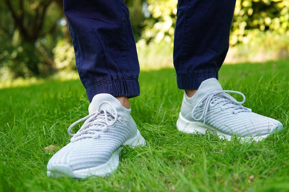 99买两双鞋,99两双的鞋值得购买吗