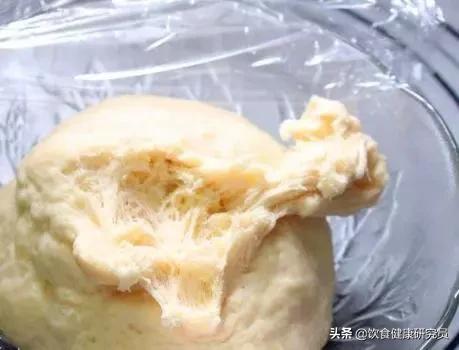 油条膨松剂炸油条的配方,炸油条的技巧和配方酥脆