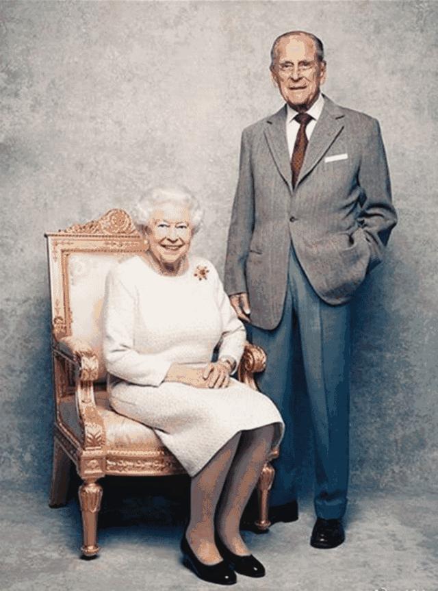 英国女王胸针高档轻奢,女王最贵胸针排行榜