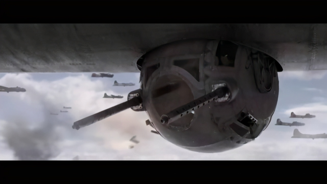 b-17撞机坠毁,b17机腹炮塔工作原理