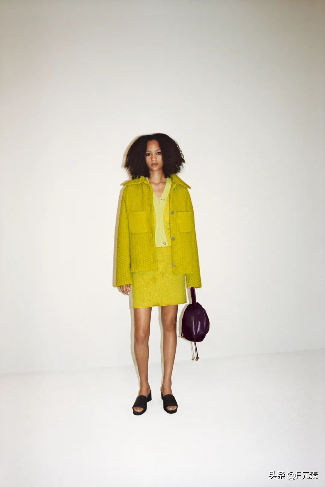 雕刻面料，BV不止有编织：BottegaVeneta2021度假系列