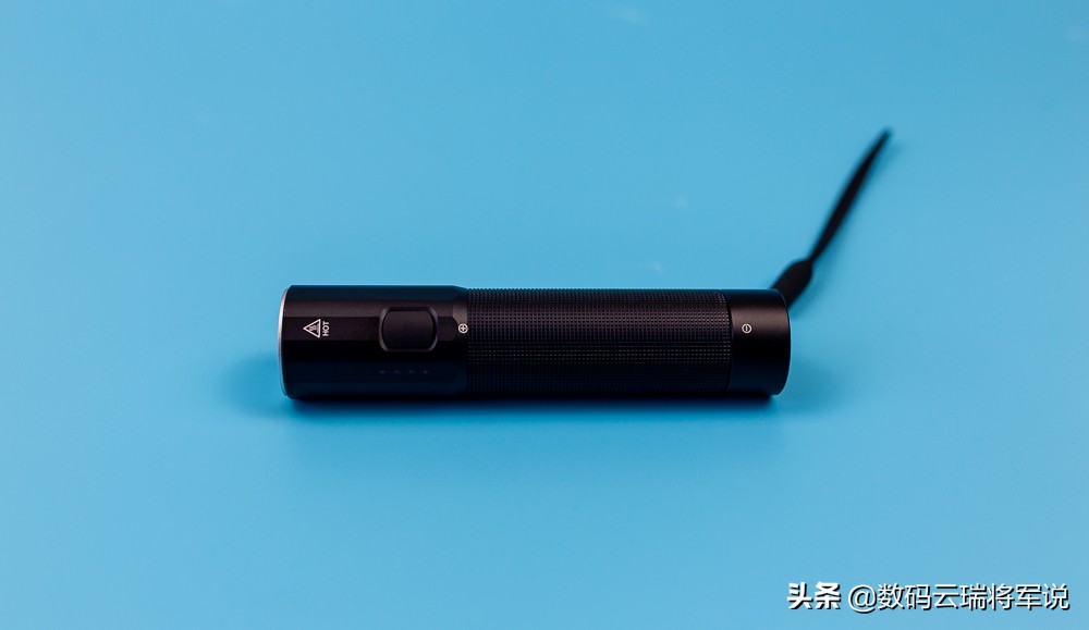 纳拓雷鸣手电筒ip4-6和ip1-3,纳拓户外强光手电筒结构