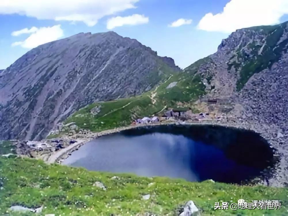 湖泊的成因及其分类,湖泊的成因及特征