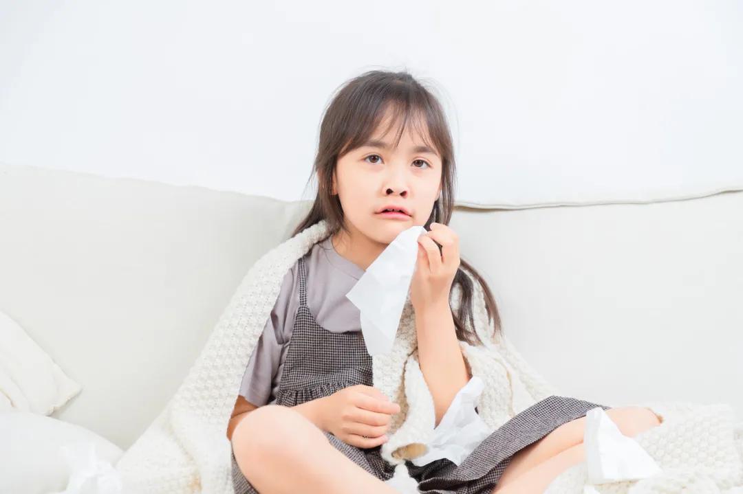 小朋友38度物理降温正确方法,儿童降温最新指南