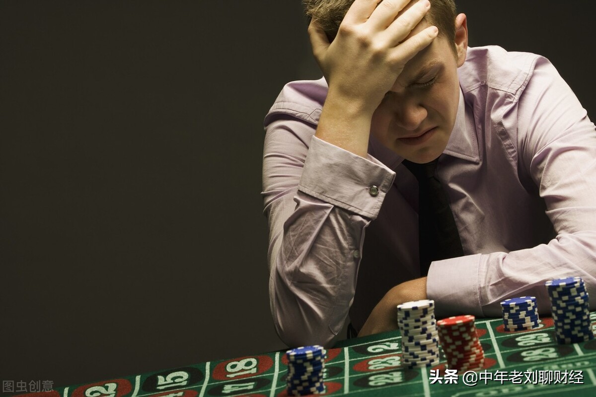 借款人死亡是否可以向家人要债,借款人死了还有债务怎么办