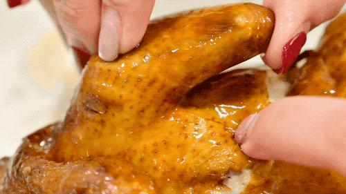 在上海品尝传统囍宴香港味道，感受六七十年代的老香港