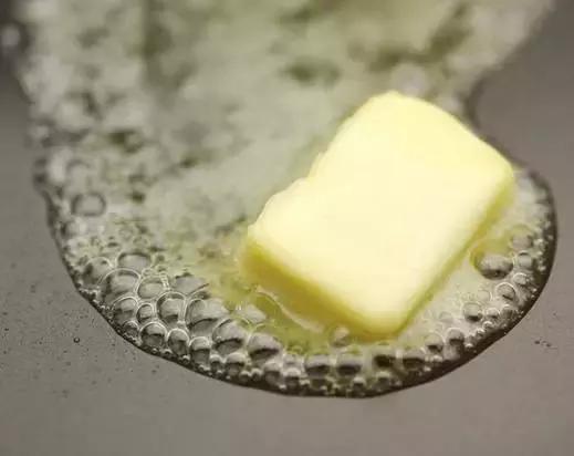 为什么面包店的面包那么香甜松软,为什么有些面包店的面包特别好吃