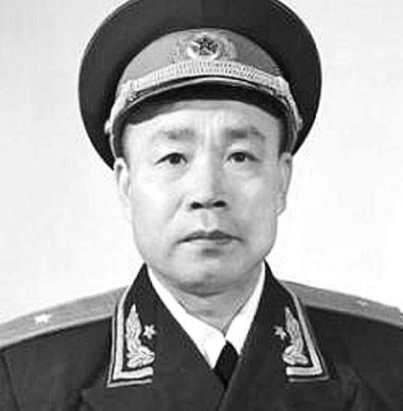 1948年毛主席遭精准轰炸，九死一生，一封电报让内鬼浮出水面