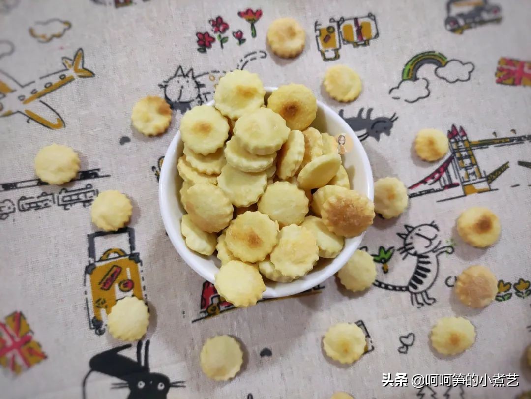 宝宝磨牙饼干的制作方法,宝宝磨牙饼干做法胡萝卜