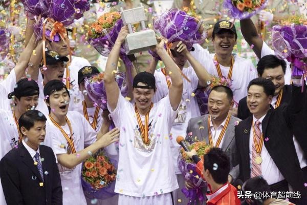 兄弟齐心，其利断金！广东十一冠盘点来了，哪一次最让您感动？