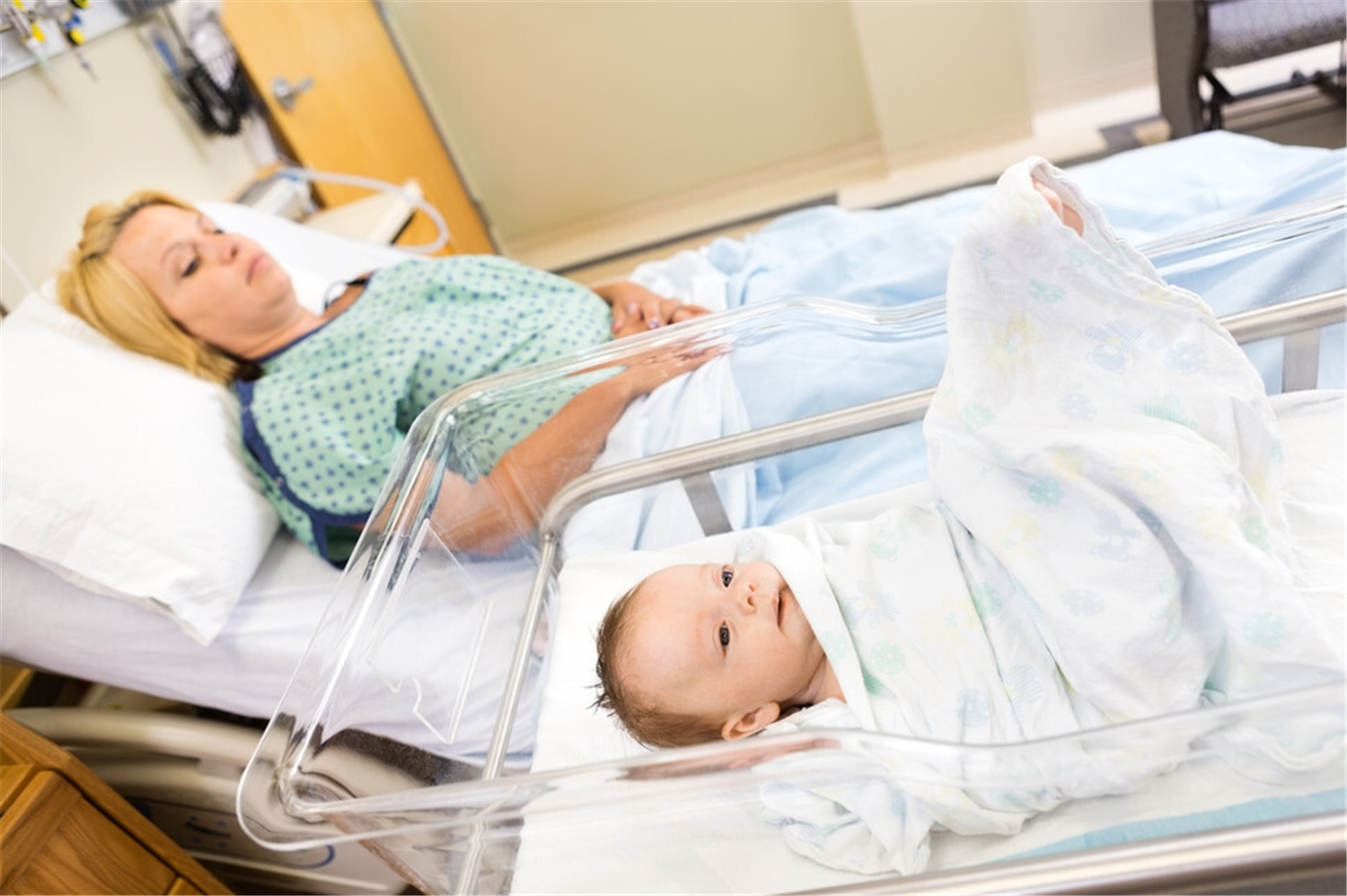 顺产三个产程,每阶段产妇要做什么?配合得好能少受罪、快生娃