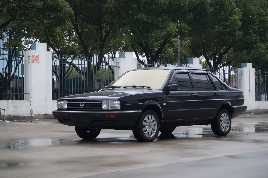 5000预算这三款省油小车最值,5000块钱能买的车型