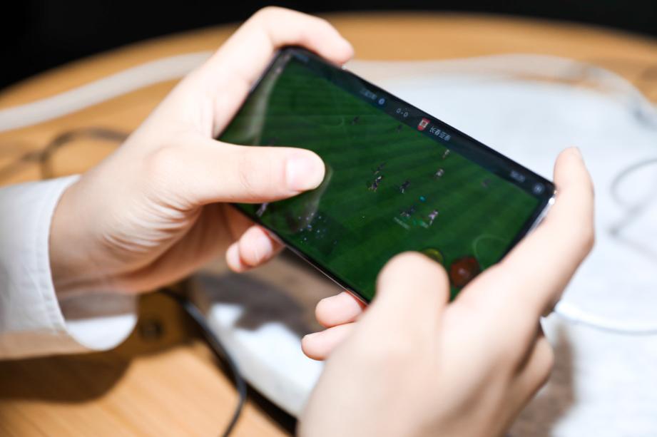 三星galaxys10曝光惊艳之作,三星galaxys10系列配置速览