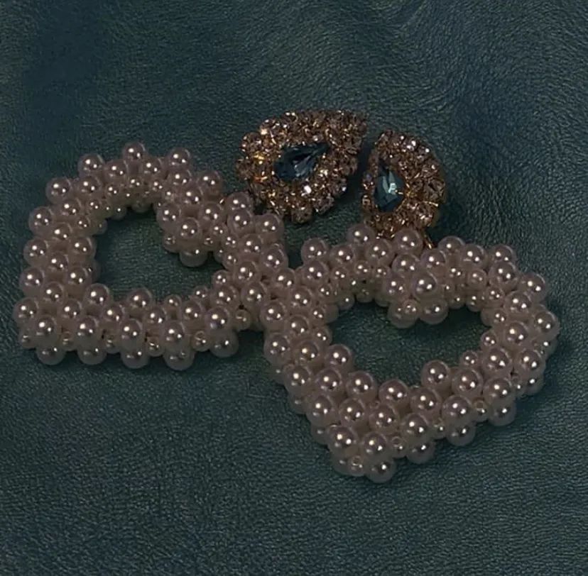 珍珠耳钉优雅永不过时,经典大方的耳钉