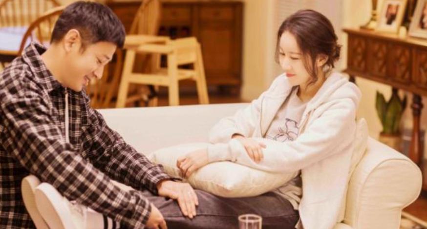 大学生当饭店服务员好吗,去饭店当服务员有什么出路