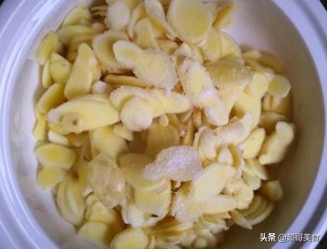 夏天吃姜用嫩姜泡醋怎么泡法,生姜夏季要这样吃