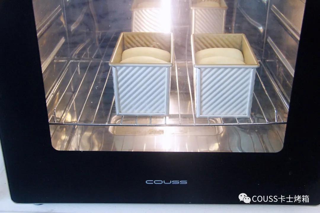 软糯香甜的吐司面包,绵软的云朵面包