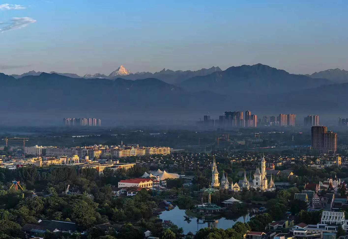 温江鹭湖宫八区实景图,温江鹭湖宫17区房子立体图