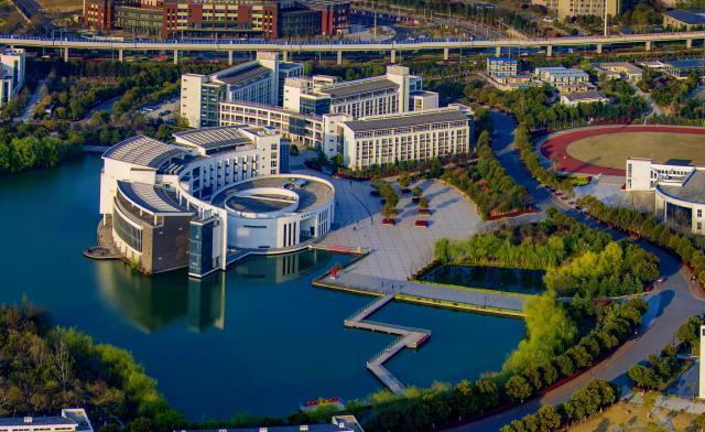 *京大南**专（高职）校园哪家大？