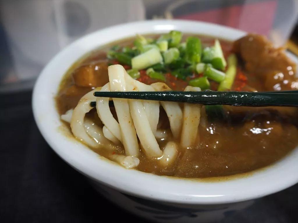 冬天的第一份乌冬面,一份自热乌冬面