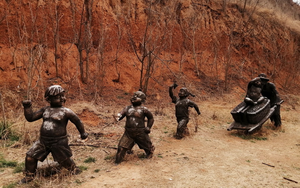 跟着老吴看世界,跟着老杨看风景