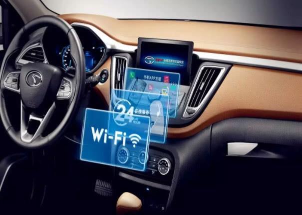 车钥匙被锁了怎么开窗,钥匙被锁在车里如何打开车窗