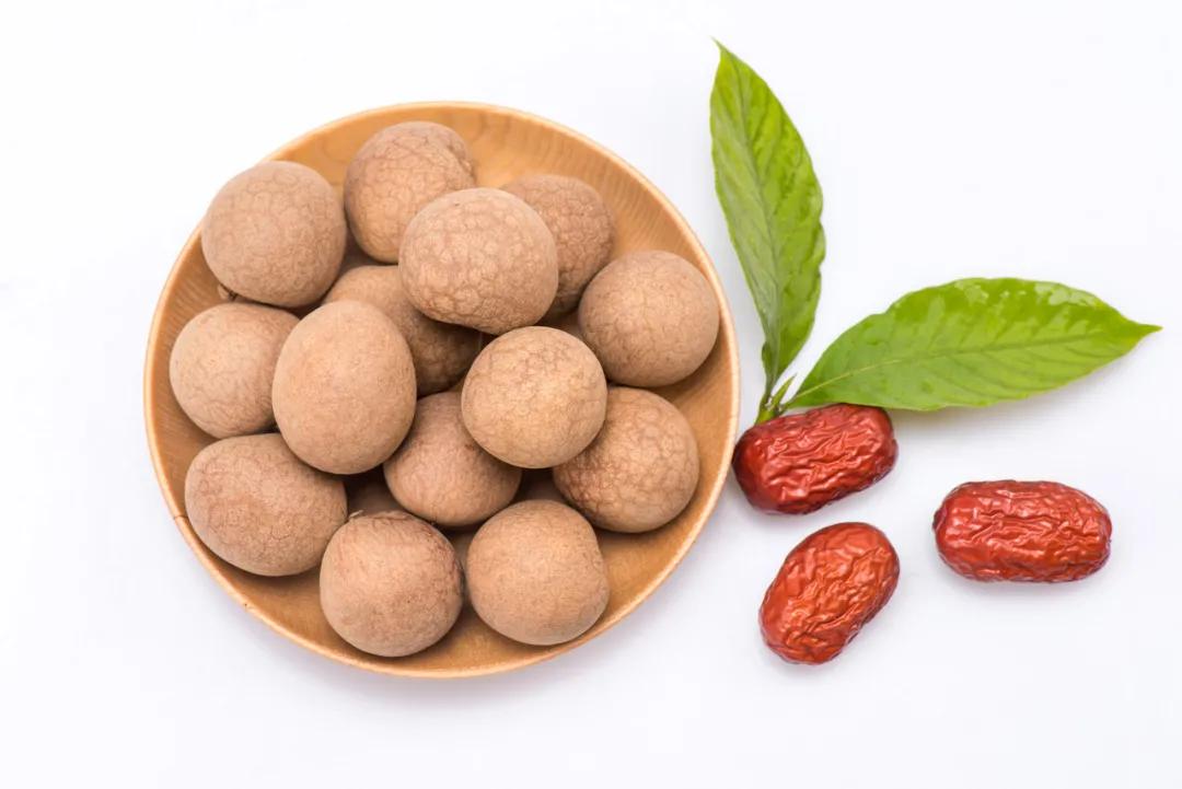 喝酒不能吃榴莲糖吗,喝酒不能吃香蕉是真的吗