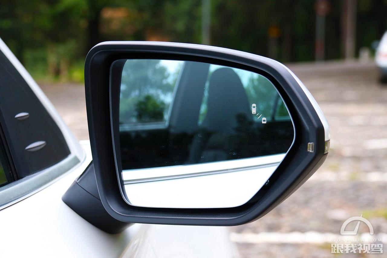 海马七座suv8s,海马8s高原试驾