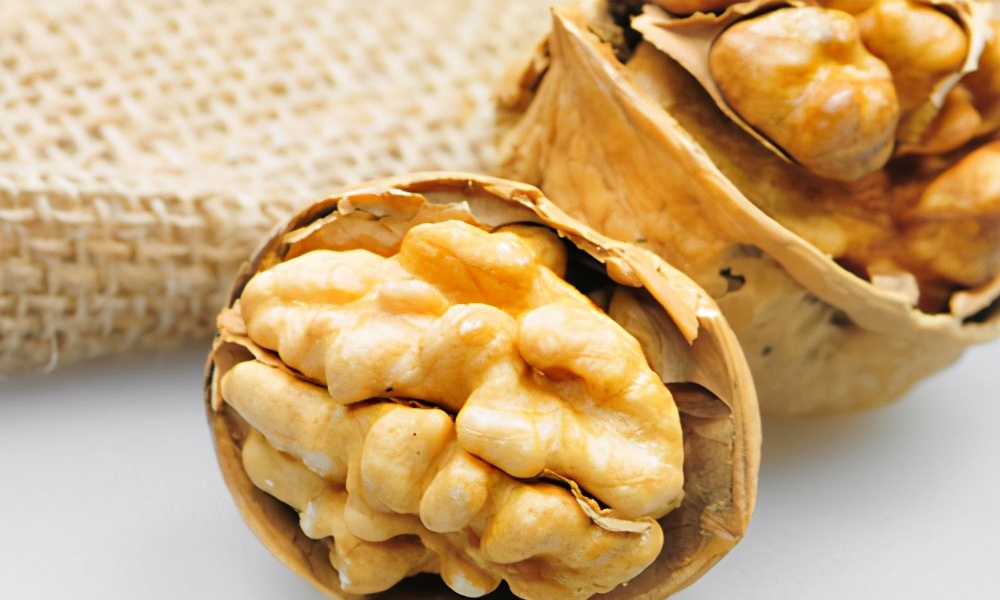 六个核桃补脑是不是虚假宣传,六个核桃为什么可以宣传补脑