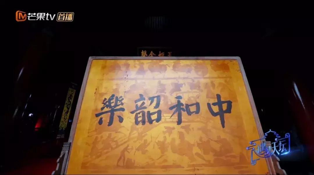 杨幂热巴baby双马尾气质动人,ab杨幂同框