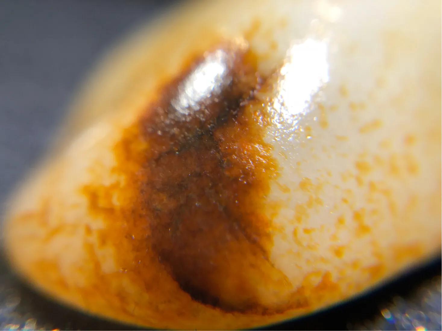 和田玉籽料首选是细度还是油性,和田玉籽料盘了一个月没有油性