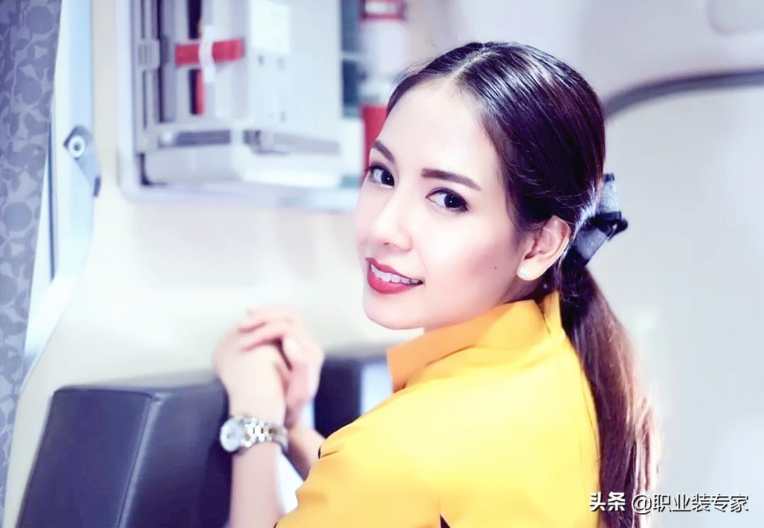 泰国酷鸟航空空姐服,泰国国际航空公司制服特色