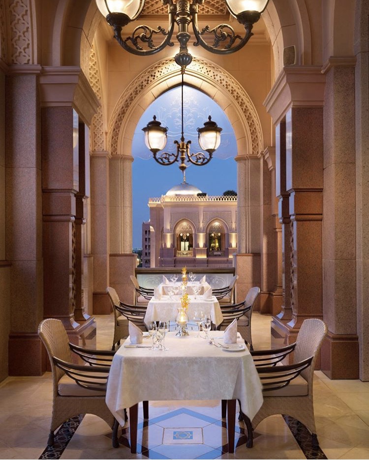 世界唯一8星级宾馆,最梦幻浪漫野奢酒店