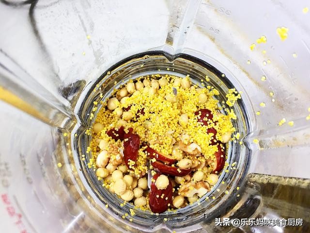 打豆浆不要放米太黏了,打豆浆不要煮熟的豆子可以吗