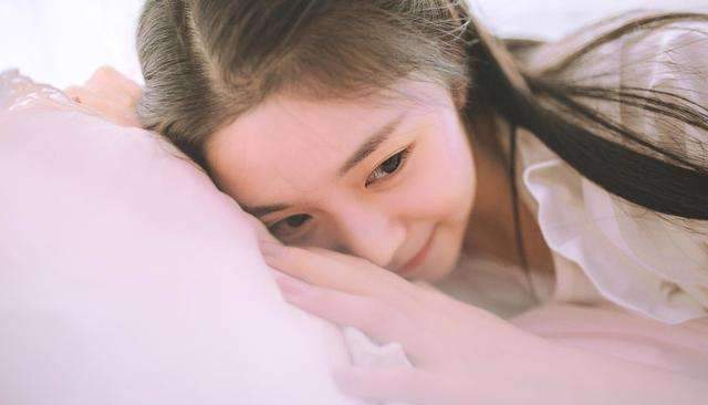 慢热的女生不轻易喜欢上一个人,追一个慢热型女孩太急了怎么办