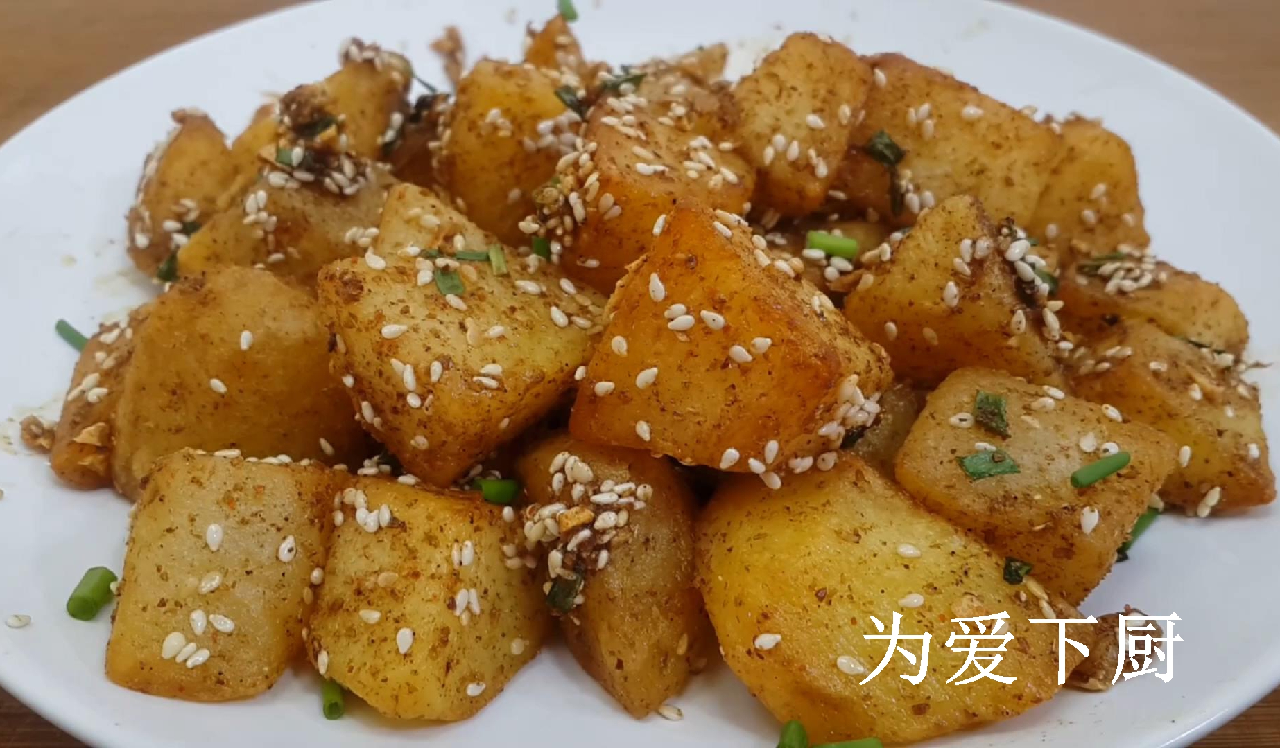 土豆煮三分钟大人小孩儿都爱吃,土豆蒸熟怎么吃好吃