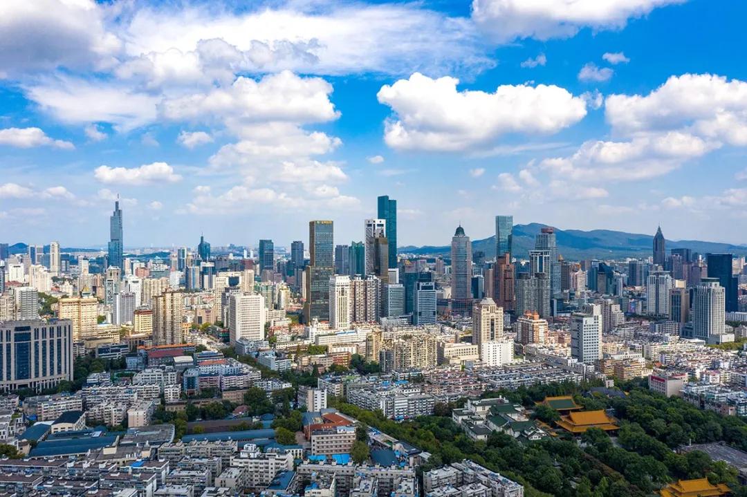 为什么选择南京工作,全国95后现状