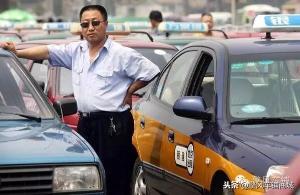 如果开车撞到人是私了好还是报警,如果开车撞了别人的车怎么办