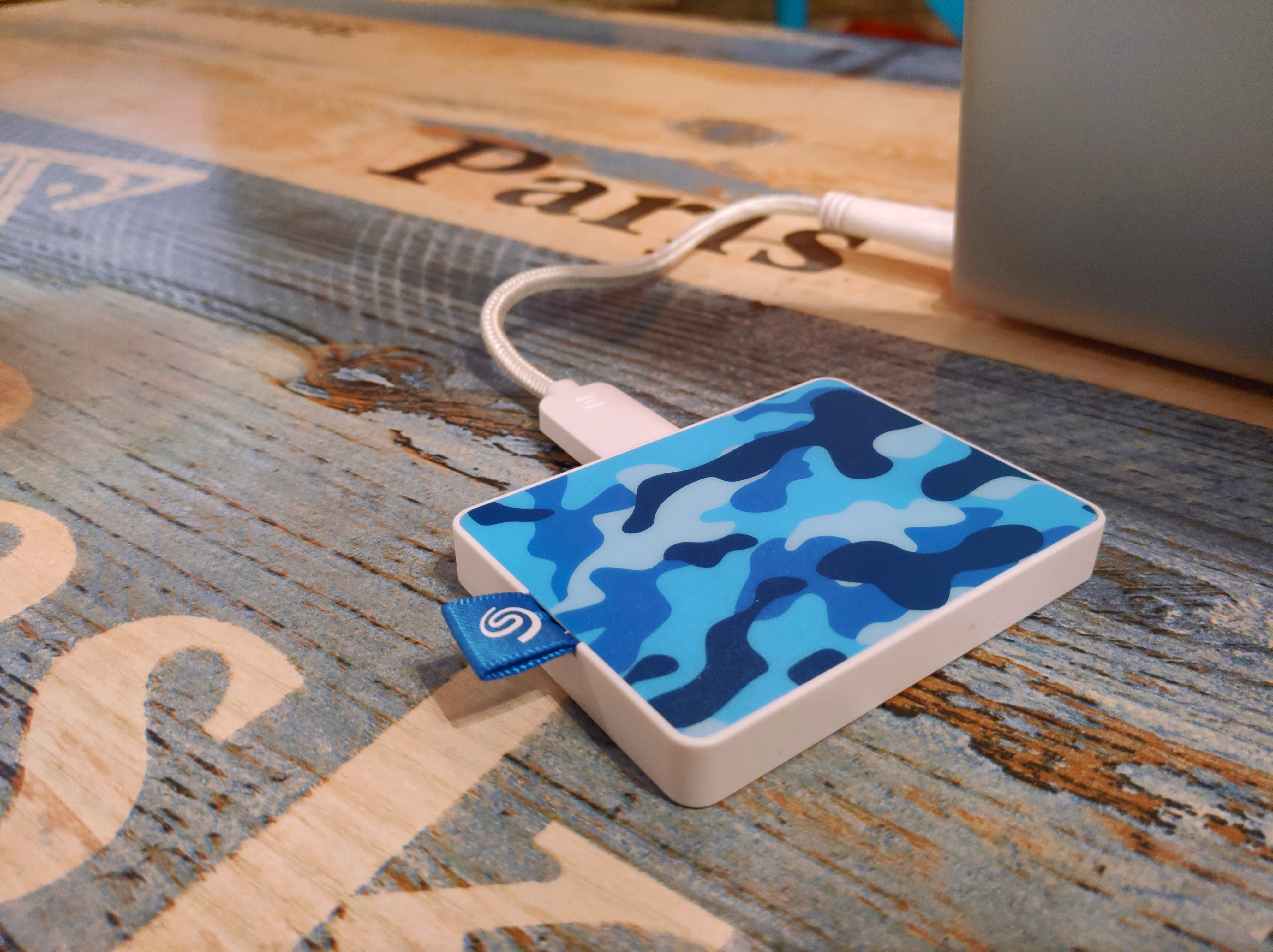 希捷移动硬盘2017新品,希捷简系列移动硬盘评测