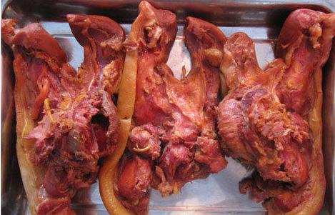 为什么自己在家做的猪头肉特别腻,为什么自己卤的猪头肉太软