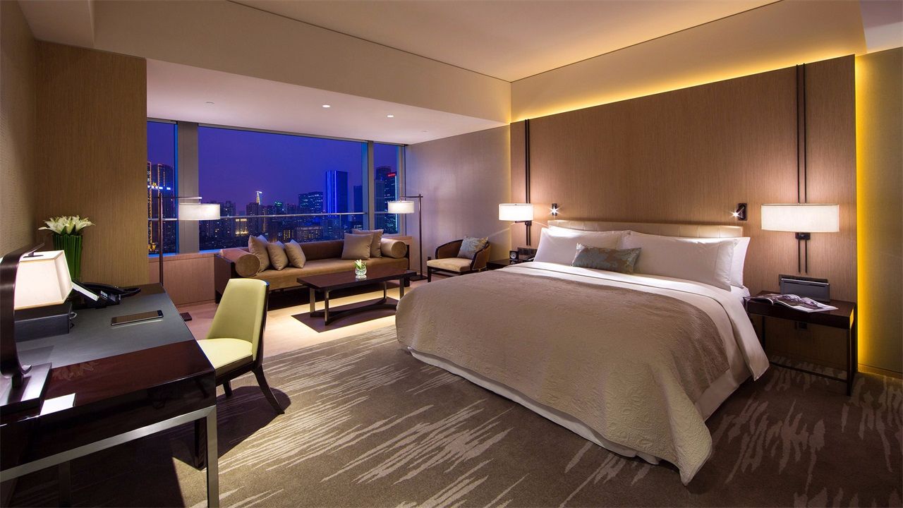 杭州姑娘做酒店试睡员月入5万,试睡师揭开真实收入