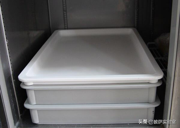 披萨冷冻面团制作流程,冷发披萨面团商用制作流程