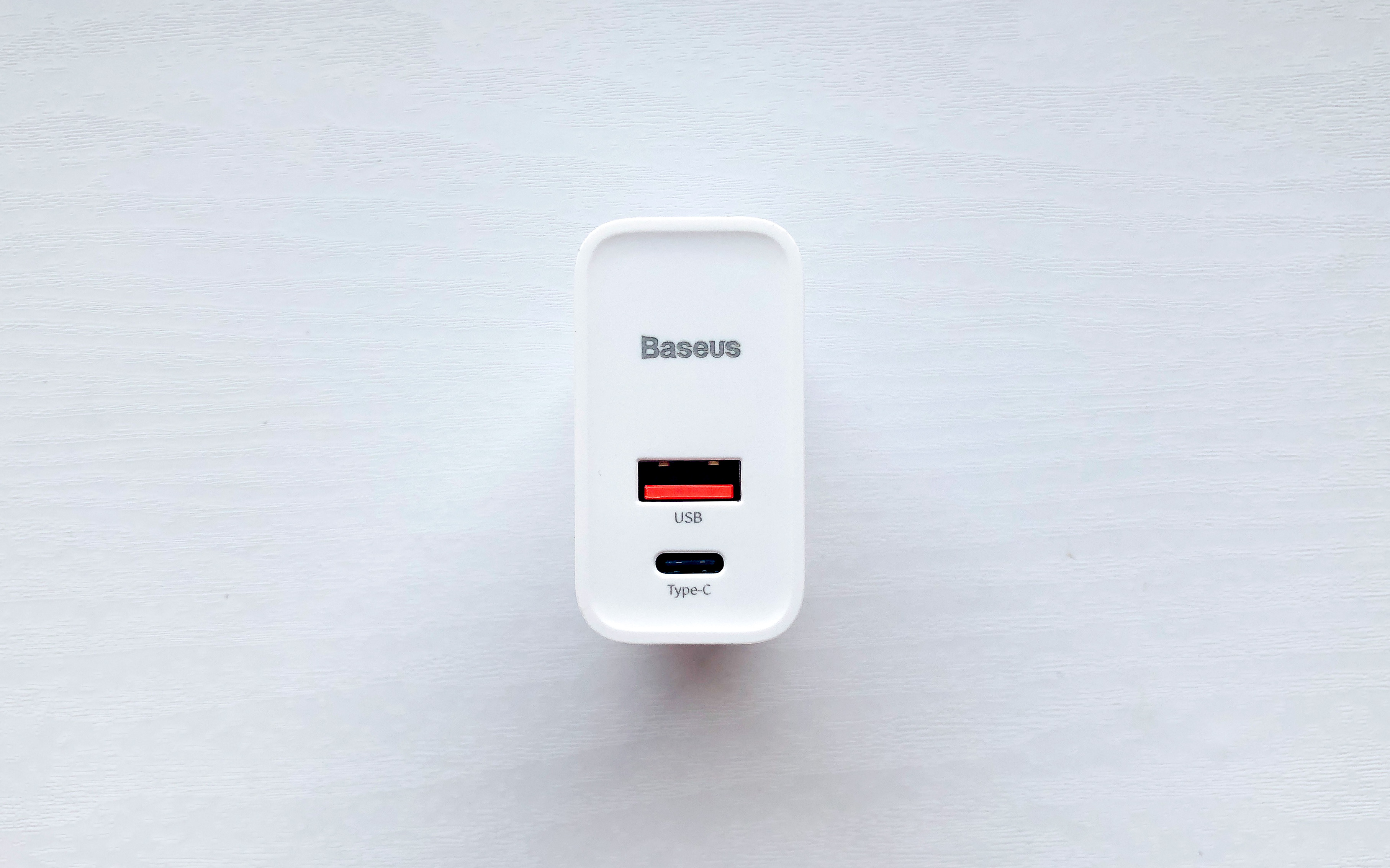 倍思24w充电头是不是快充,倍思的100w快充头哪个好