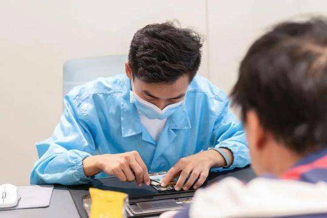 海底捞回应用户吐槽,oppo售后两极分化