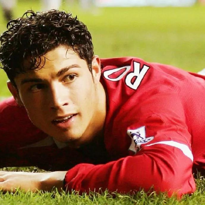 客观评价c罗和梅西谁更强,众人说c罗梅西谁更强