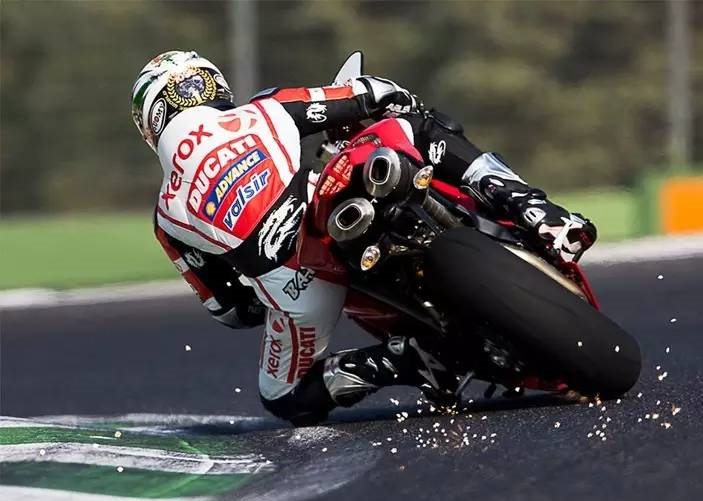 摩托车油门拧到底跑不快什么原因,摩托车跑不快耗油大是什么问题