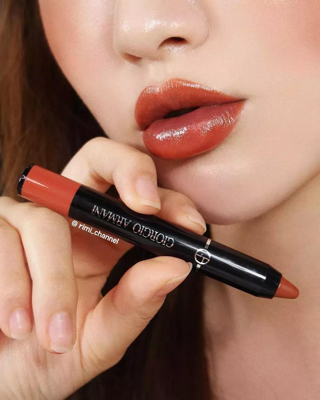 必入的六款口红第一个就美到窒息,今春必入的7支口红太好看了