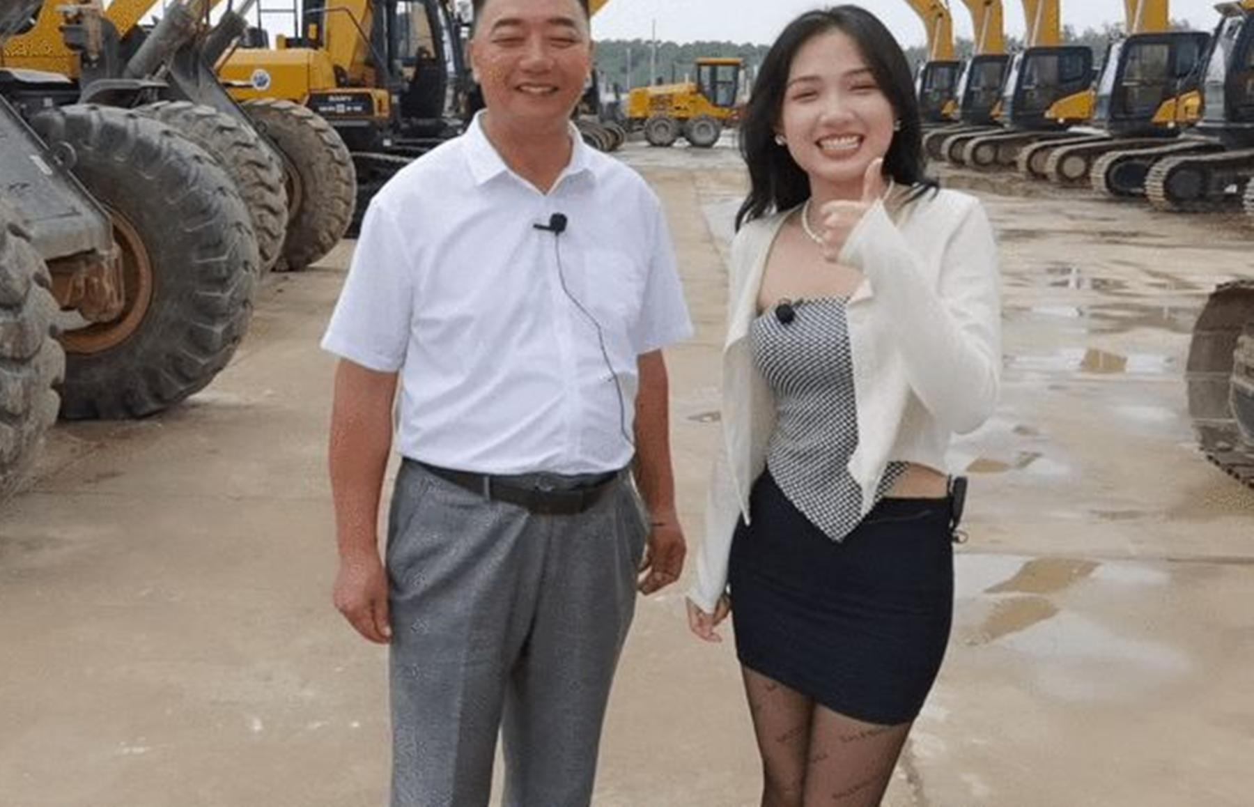 蓝翔学姐挖掘机直播回放,蓝翔学挖机是封闭学校吗