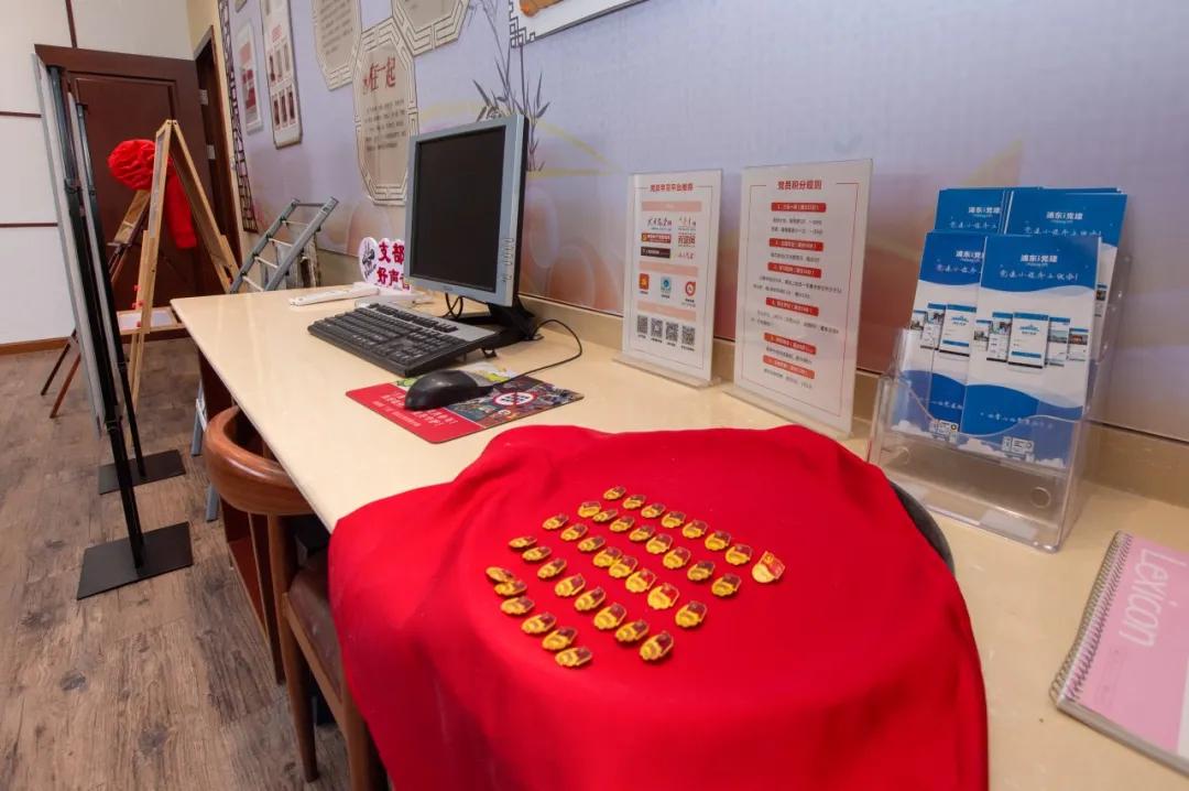 每年十多万人去浦东这个村参观，怎么这么“红火”？【走向我们的小康生活】